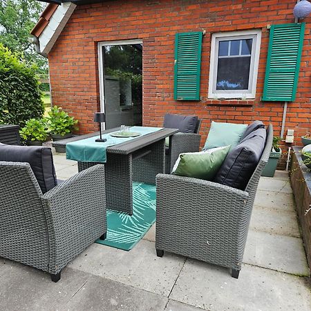 Kleines Ferienhaus Luettje Backhuus 35516 Uplengen Exterior foto